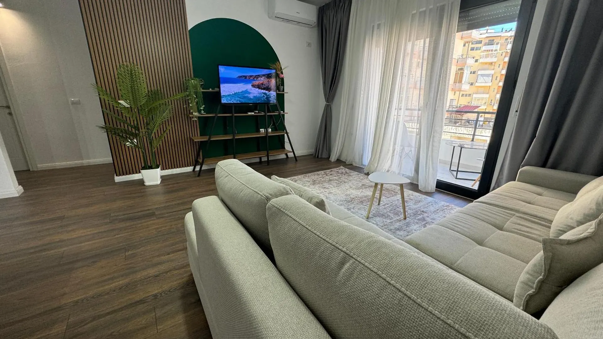 The Oasis Apartment Vlore Albania